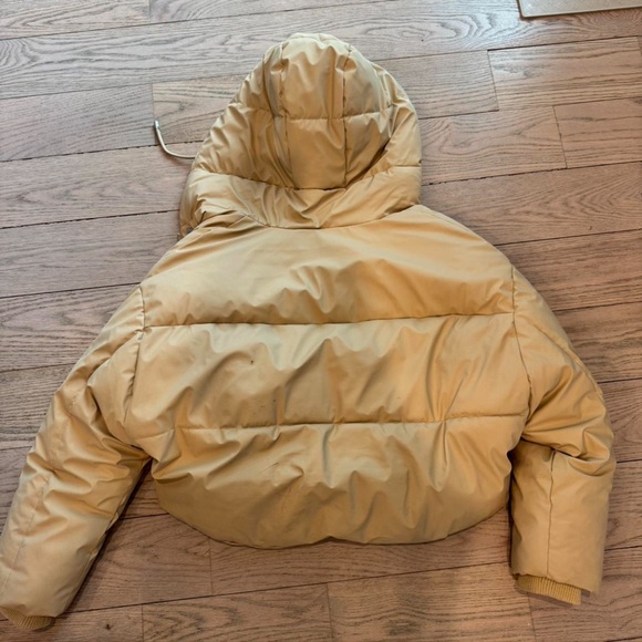 Tan Puffer Jacket ZARA - Picture 3 of 4